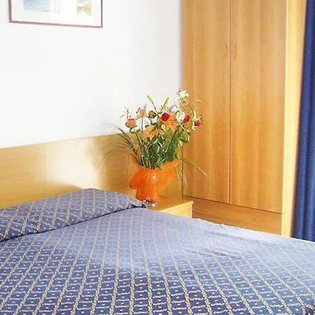 Hotel Maxi Heron