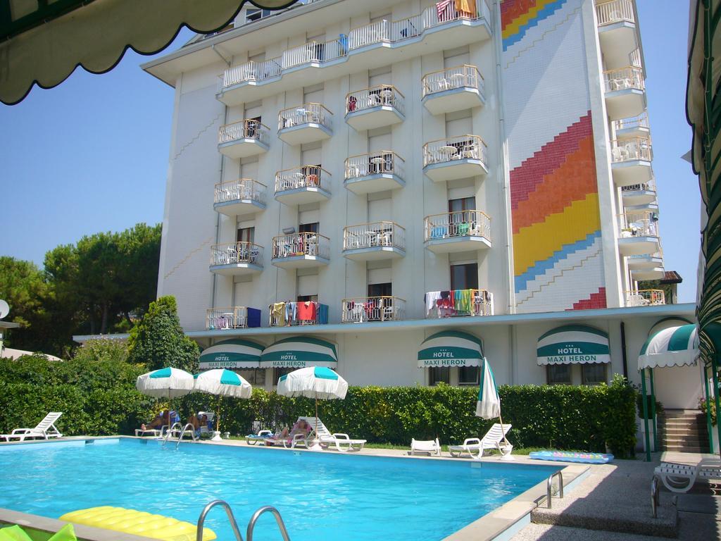 Maxi Heron Hotel 3*